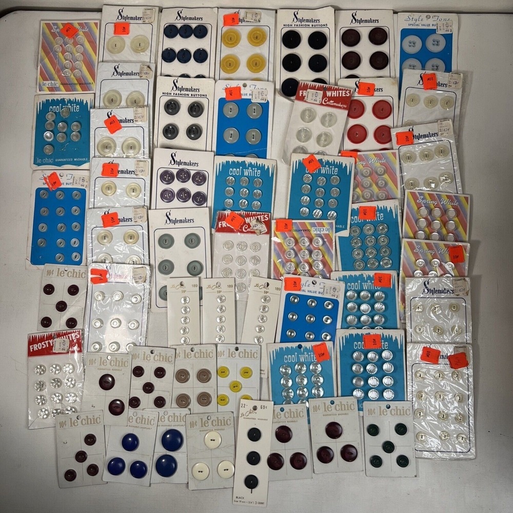 52 Old Vintage Mixed Buttons On Cards Old Stock NOS‎ Sewing Craftcore